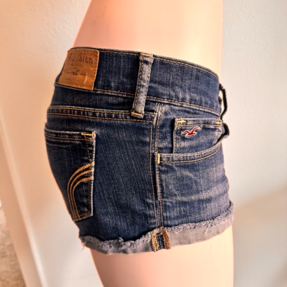 COPY - Hollister Jean shorts - Picture 4 of 9